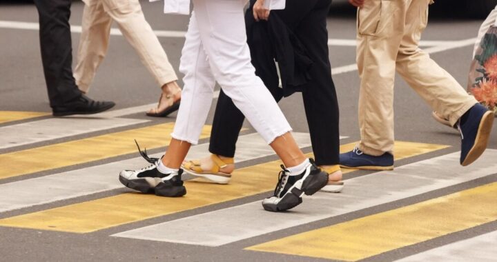 wypadek-w-wo--nikach--piesza-w-ci----kim-stanie-po-auto-6010