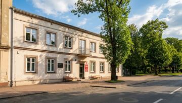Nowa galeria otwarta. Kilkaset osób na wystawie Siudmaka